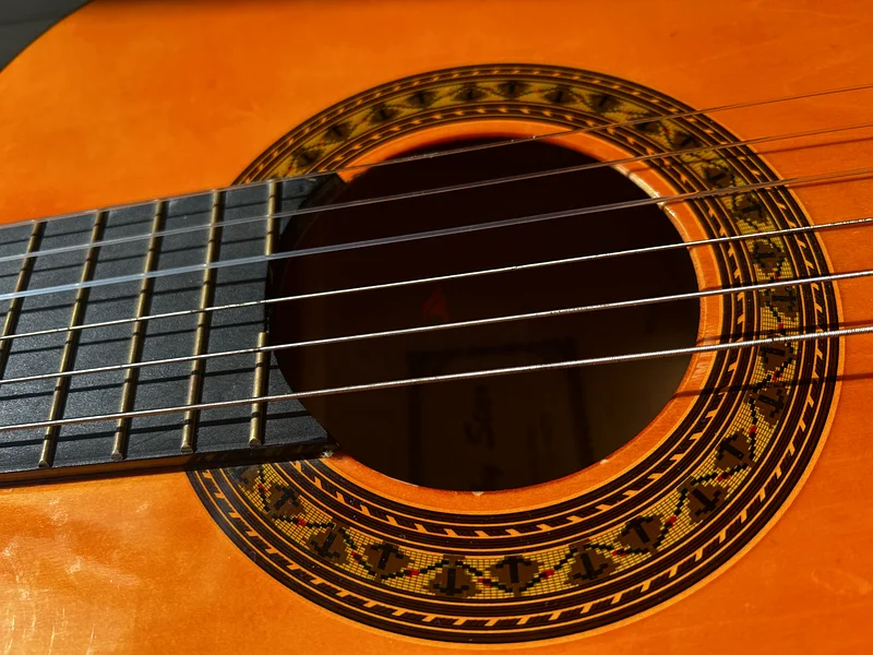Acoustic Guitar in Excellent Condition for sale — AED 6,800. (No case included).63230188515202112