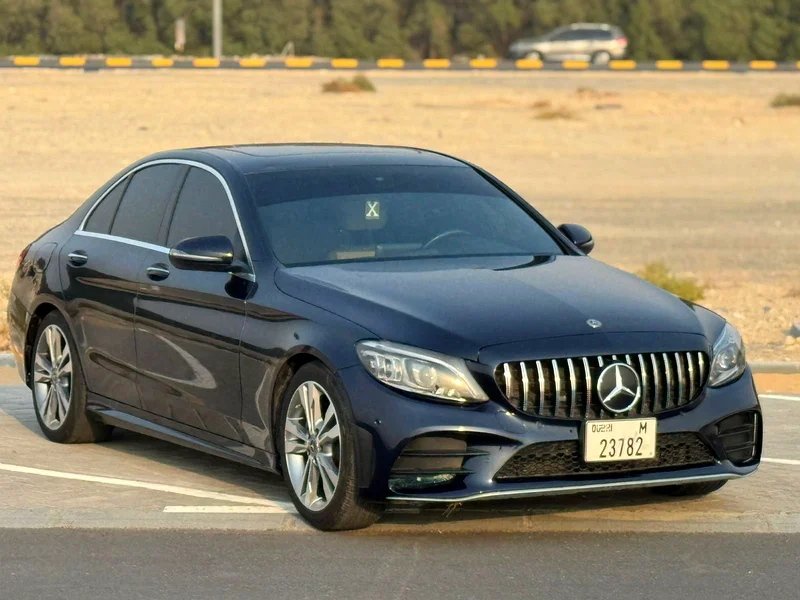 Mercedes-Benz  C300 / 2018 / full option very clean car63231640789890114