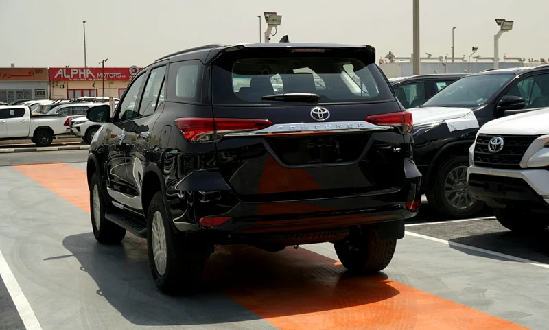 TOYOTA FORTUNER 4.0L V6 2025MY 0 KM GCC - EXPORT63157444006531112