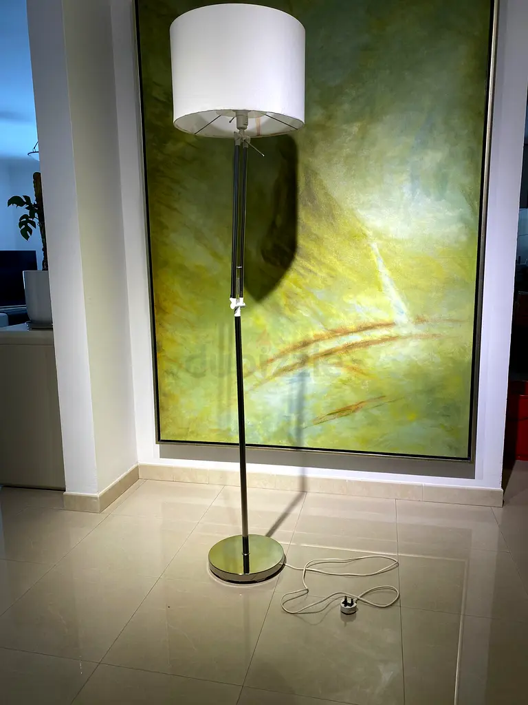 Floor lamp63218308475906111