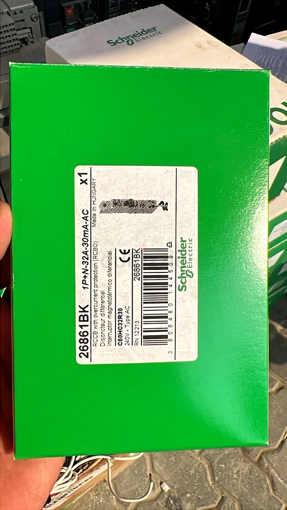 مفتاح دائرة كهربائية من شنايدر إلكتريك RCBO - حماية موثوقة لاحتياجاتك الكهربائية!63257627800963112
