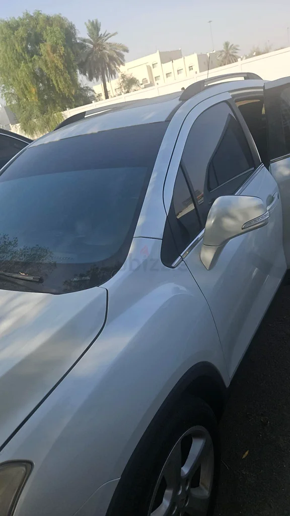 Chevrolet Trax for sale 2015 , very $% condition, comprehensive car insurance until Nov 2025 call at63139215865858114