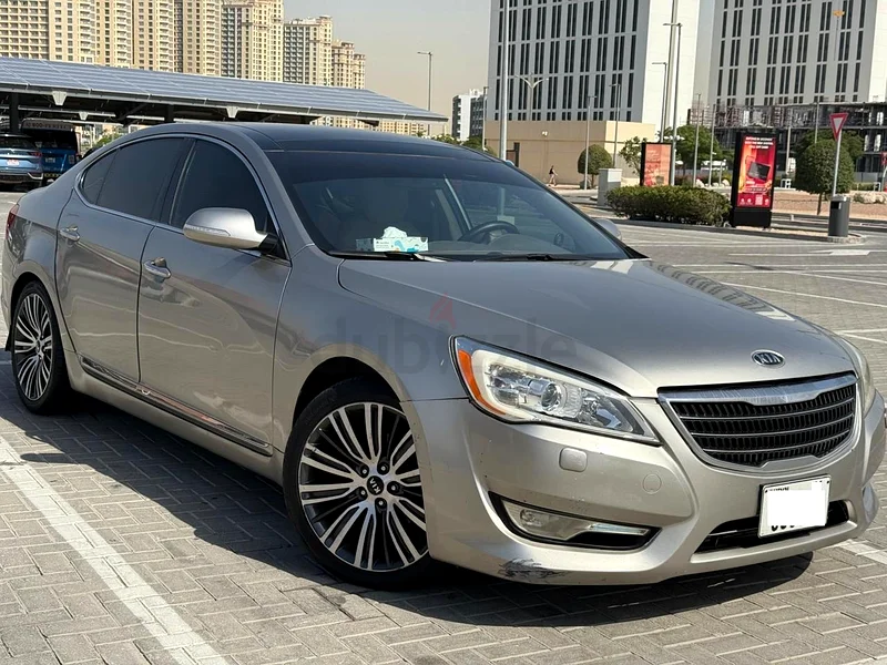 Kia Cadenza Panorama V6 3.5L Model 201263224311634563112