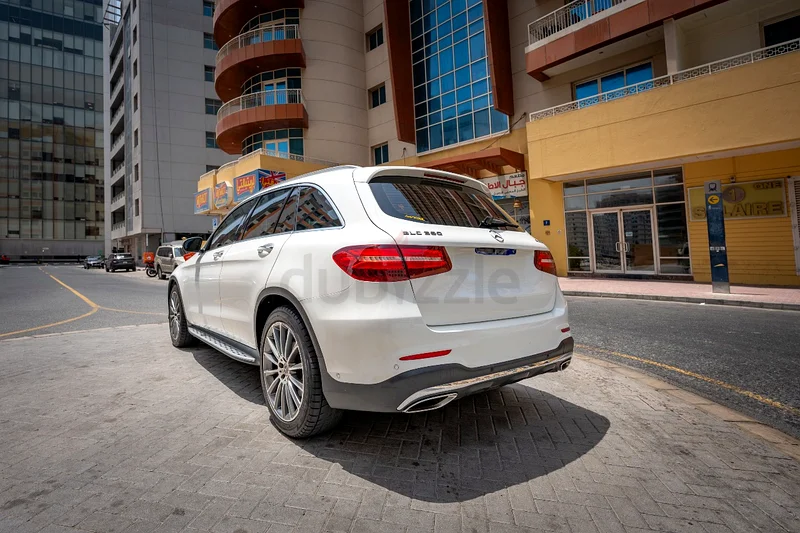 Clean mercedes benz GLC 250 For Sale Maintained and service done in Mercedes Benz63164314420225113