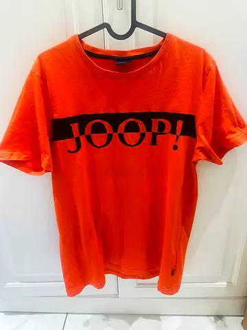 Stylish JOOP! Orange T-Shirt - A Must-Have!