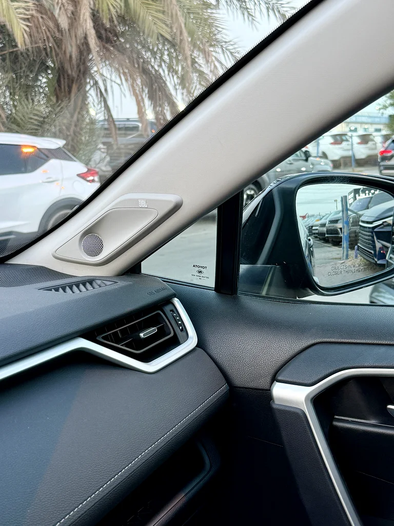 RAV4 XLE بريميوم هايبرد دفع كلي63148650267267111