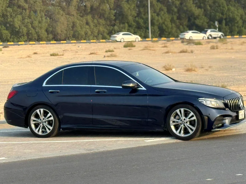 Mercedes-Benz  C300 / 2018 / full option very clean car63231640789890112