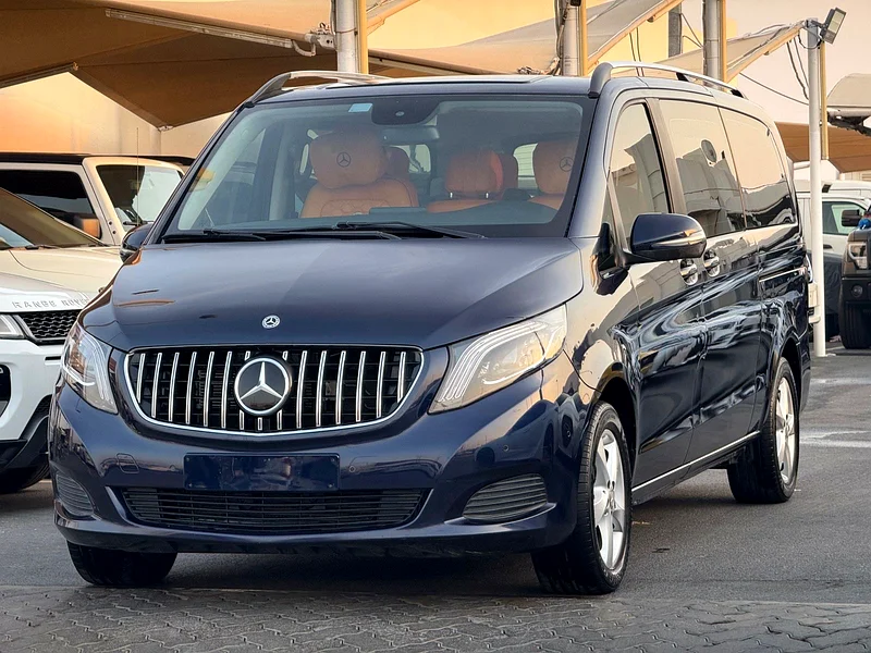 للبيع مرسيدس V250 موديل 2018 خليجى نظيفة جدا لا تحتاج اى مصاريف63164770176899111
