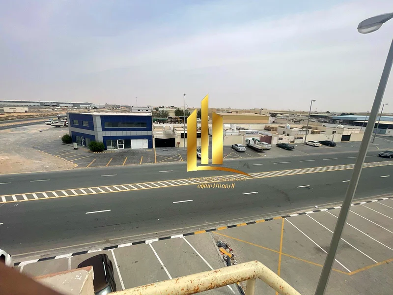 Sharjah is the industrial city in the Emirates, Sajaa.63195600462593112