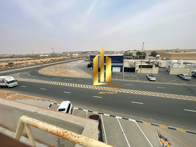 Sharjah is the industrial city in the Emirates, Sajaa.63195600462593113