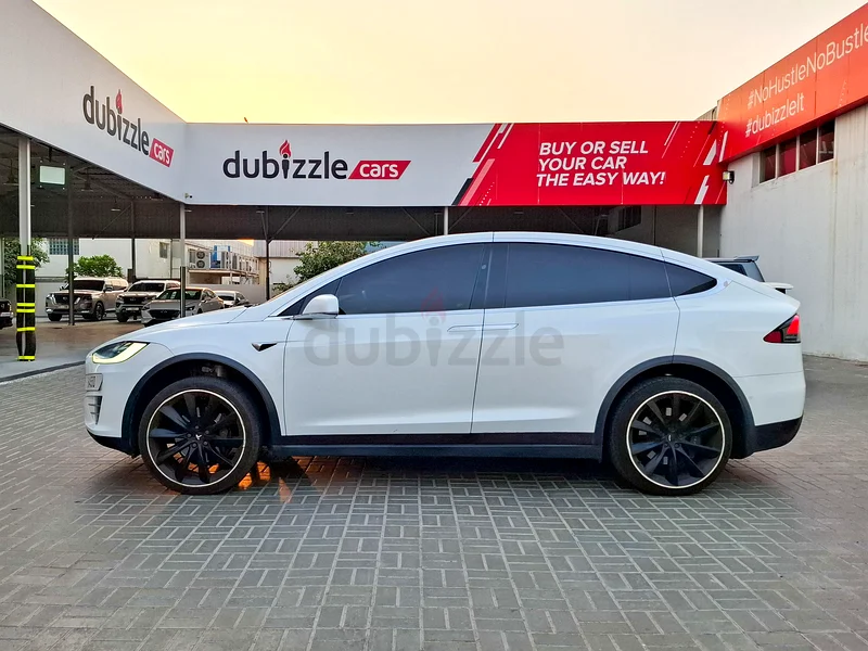 AED 1549/month | 2018 Tesla Model X 75D | GCC Specs | Ref#33428563175258486275114