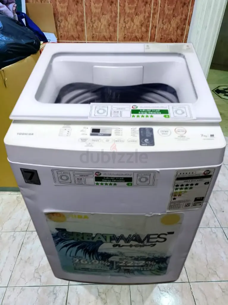 SLIGHTLY USED EXCELLENT CONDITION TOSHIBA FULLY AUTOMATIC WASHING MACHINE FOR SALE