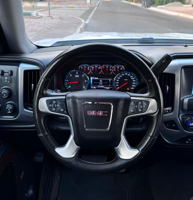 GMC Sierra (SLT) 2018 USA63174775892354113