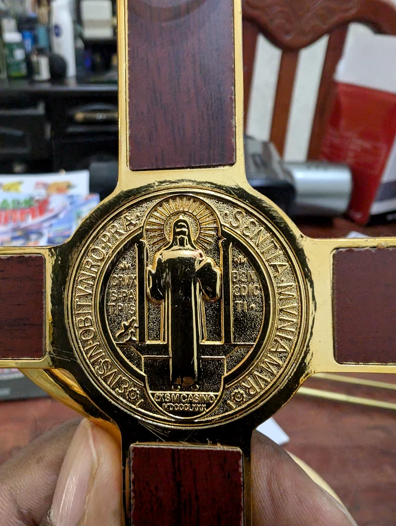Magnificent Jesus cross63223355095555112
