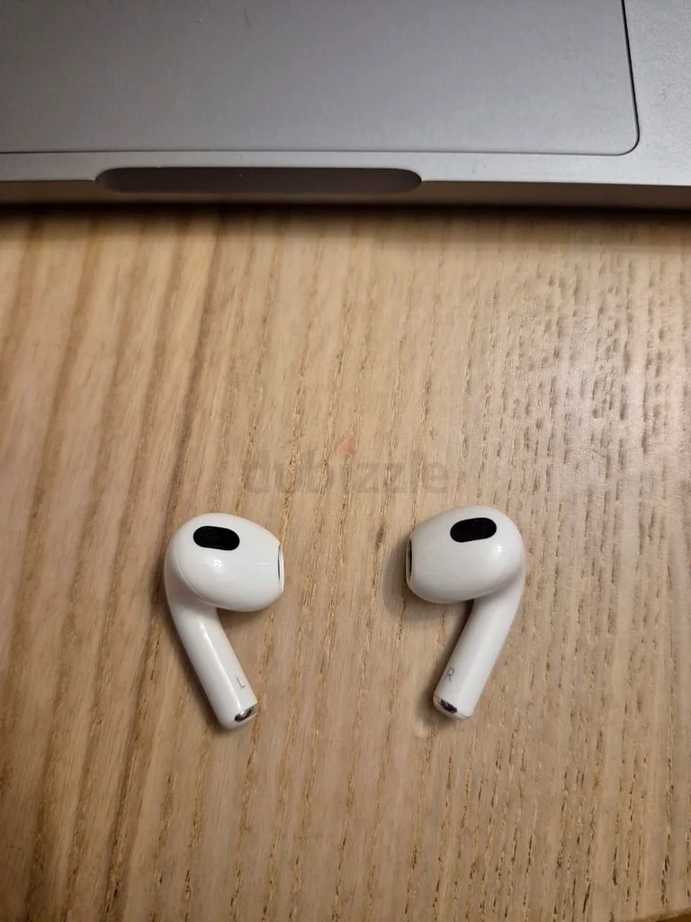 Apple Airpods 363179380986626112