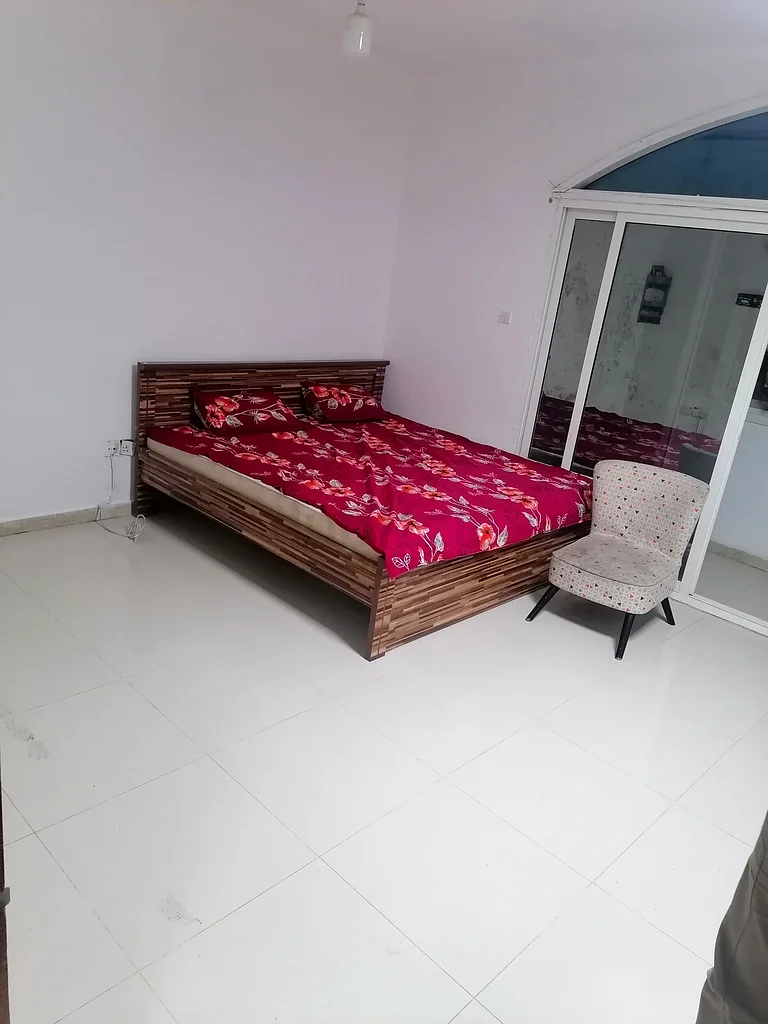 غرفة عائلية مفروشة بالكامل مع حمام داخلي متاح633143602762251123