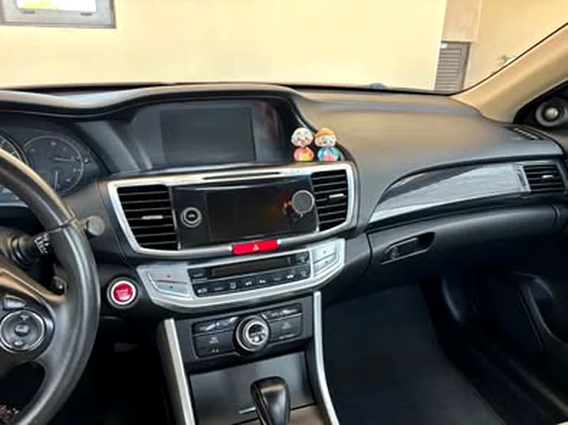 هوندا أكورد كوبيه V663173118952579113