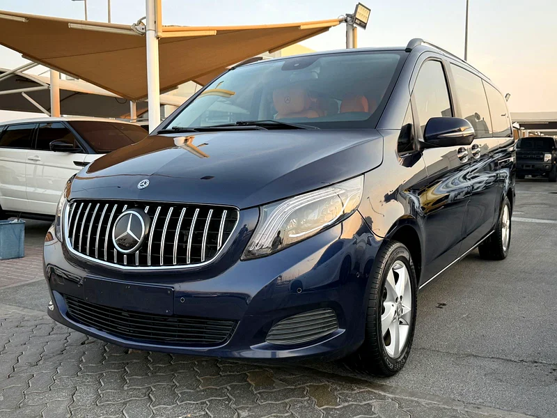 للبيع مرسيدس V250 موديل 2018 خليجى نظيفة جدا لا تحتاج اى مصاريف63164770176899113