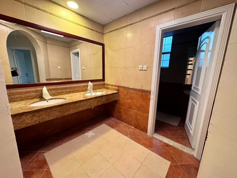 Room available for rent in Al barsha 263143965546882112
