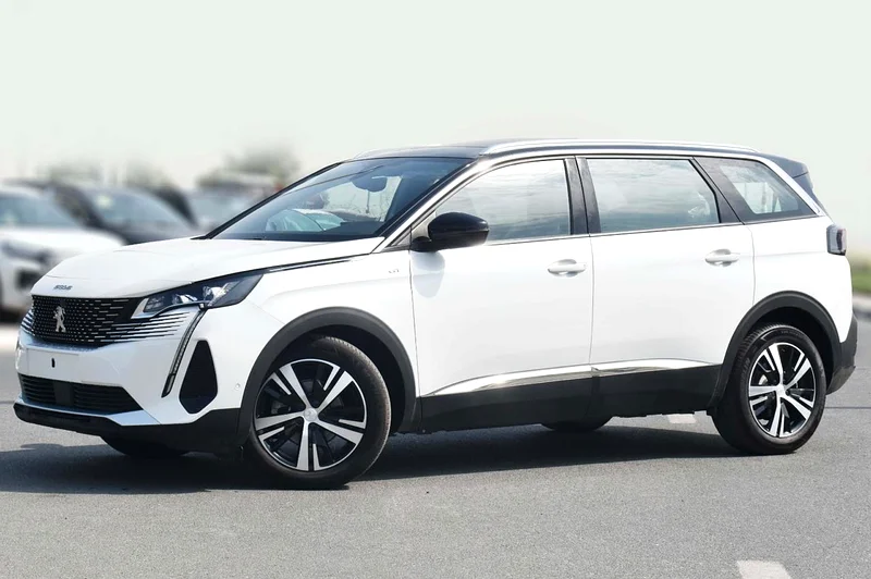 Peugeot 5008 1.6L Turbo GT Line Full option AT63221302828546111