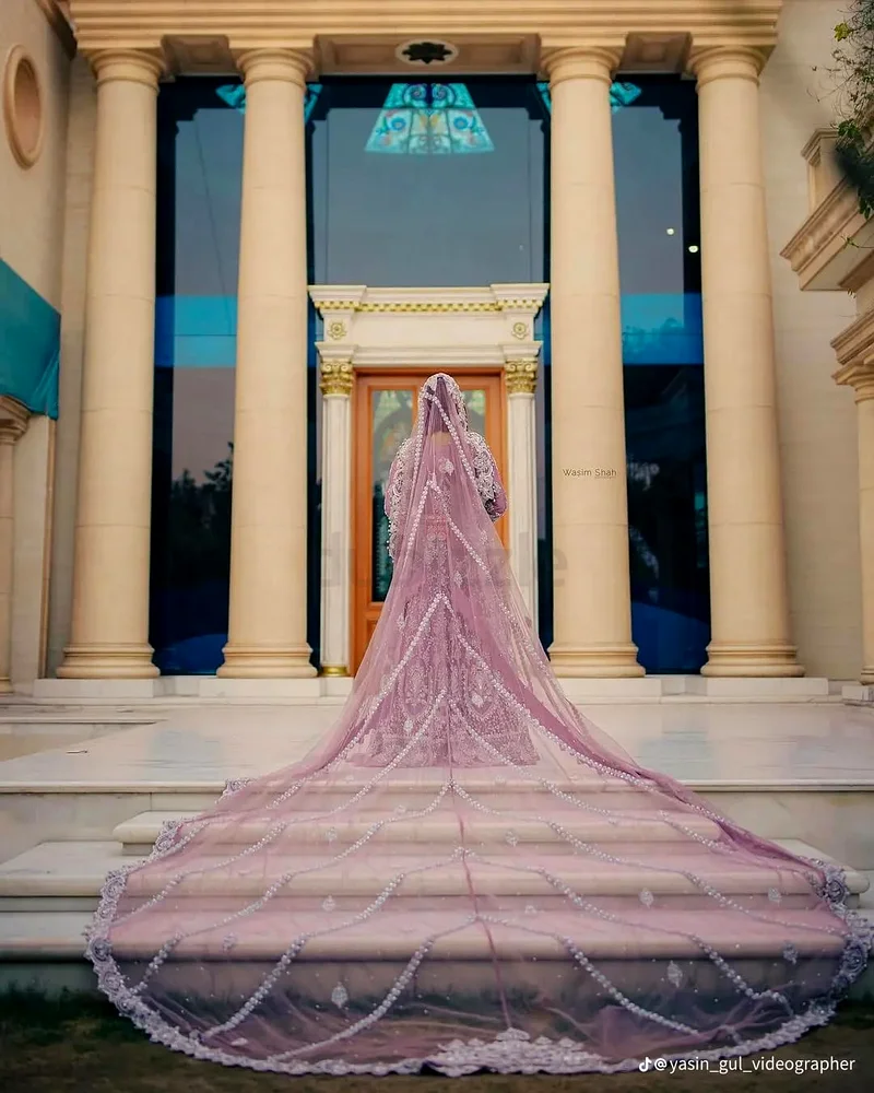 Stunning Custom-Made Wedding Dress with Veil632426932218891113