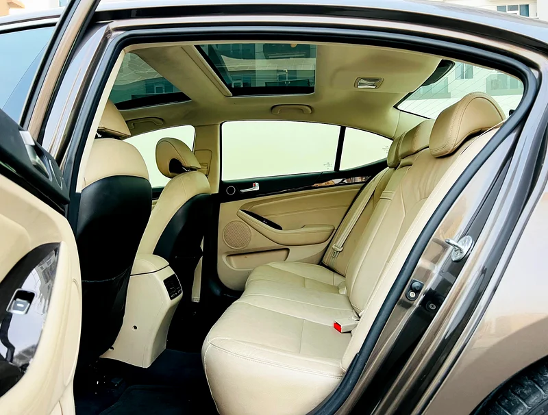 KIA CADENZA 3.5L GCC SPEC  FULL OPTION | PANORAMIC | LUXURY SEDAN | 201563155551755011112