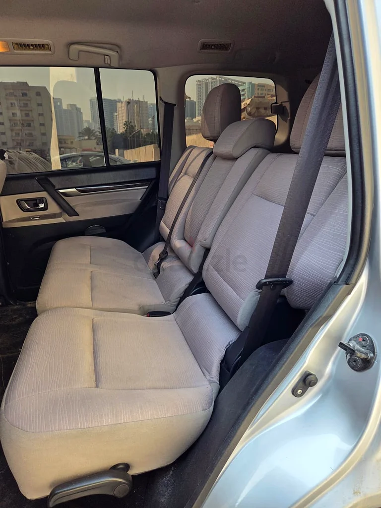 Mitsubishi Pajero 201163153228460291113