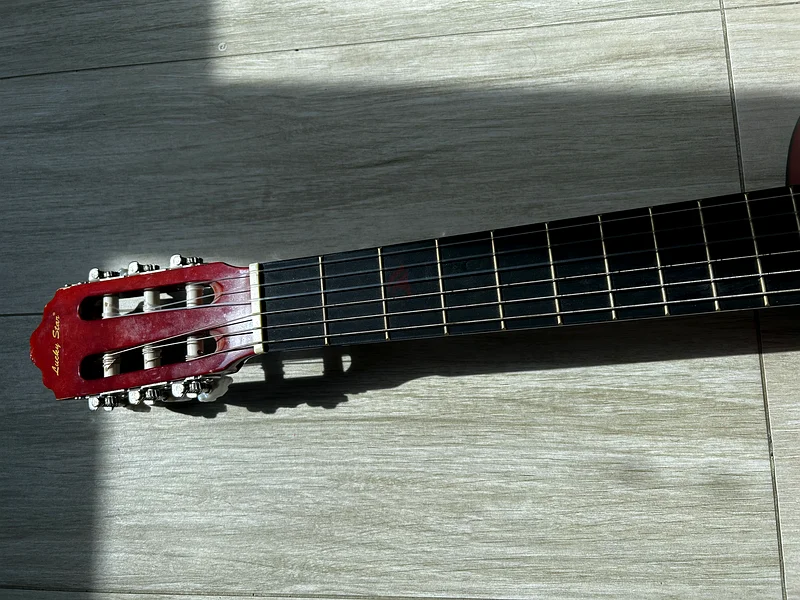 Acoustic Guitar in Excellent Condition for sale — AED 6,800. (No case included).63230188515202113