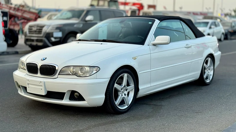 بي إم دبليو 330 سي آي 2006 بـ 97,000 كم - مستوردة من اليابان - وثيقة نظيفة63158800811778111
