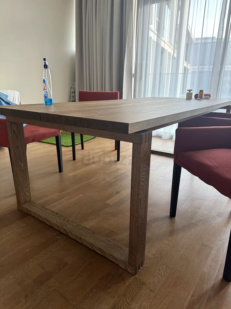 Im selling urgently!!! New Ikea table. Sold with 4 chairs63178430637699112