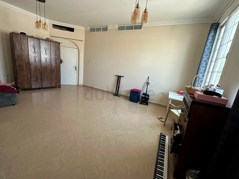 Room available for rent in Al barsha 263143965546882113