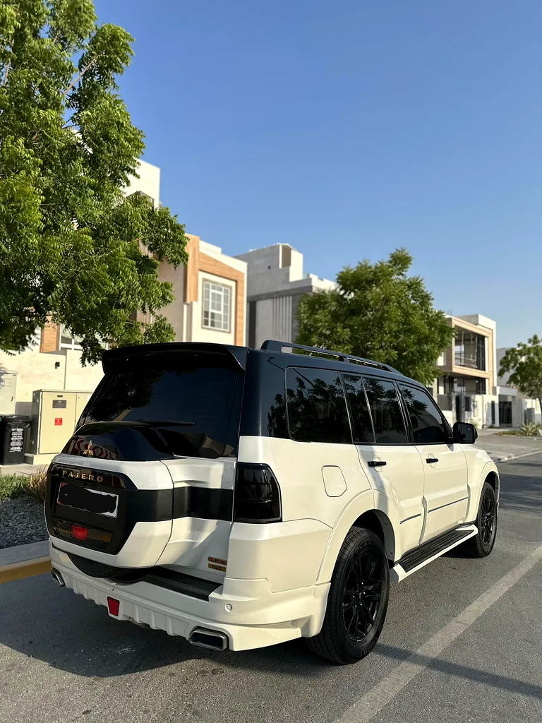Mitsubishi Pajero Salon Sharjah63154164964993113