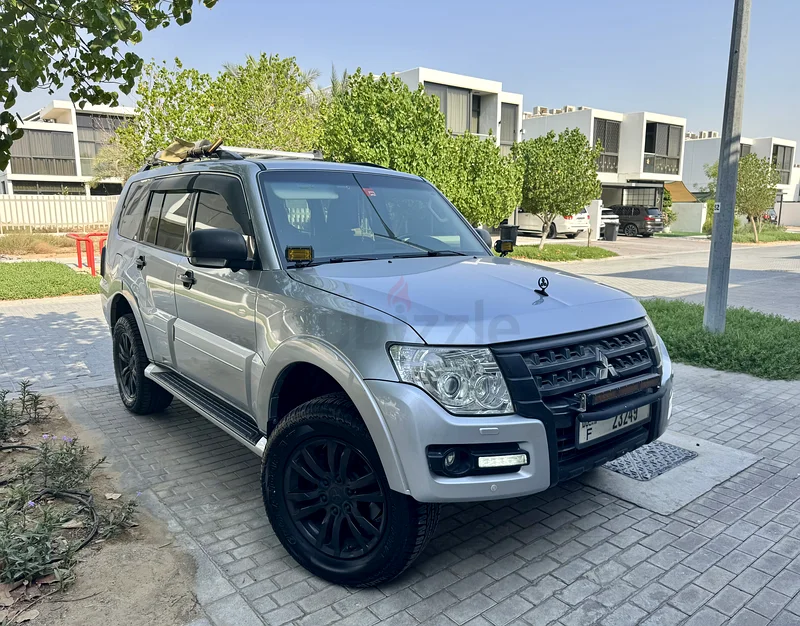 باجيرو LWB 3.8 مجهز بالكامل للظروف الصعبة63152750189697111