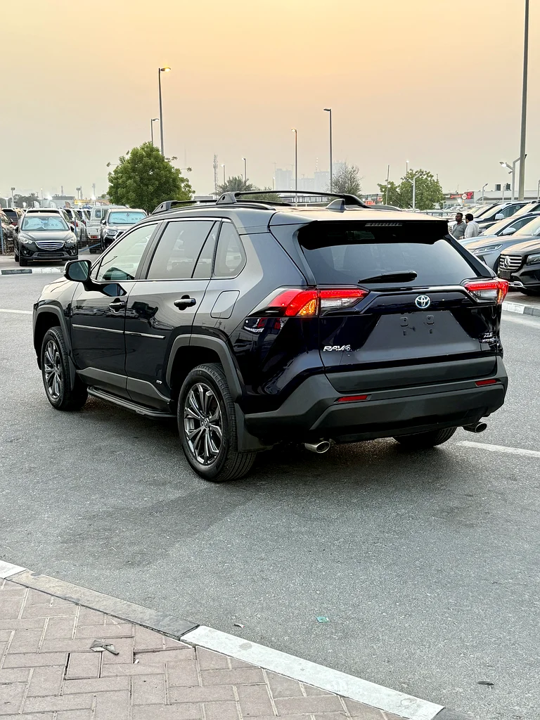 RAV4 XLE بريميوم هايبرد دفع كلي63148650267267114