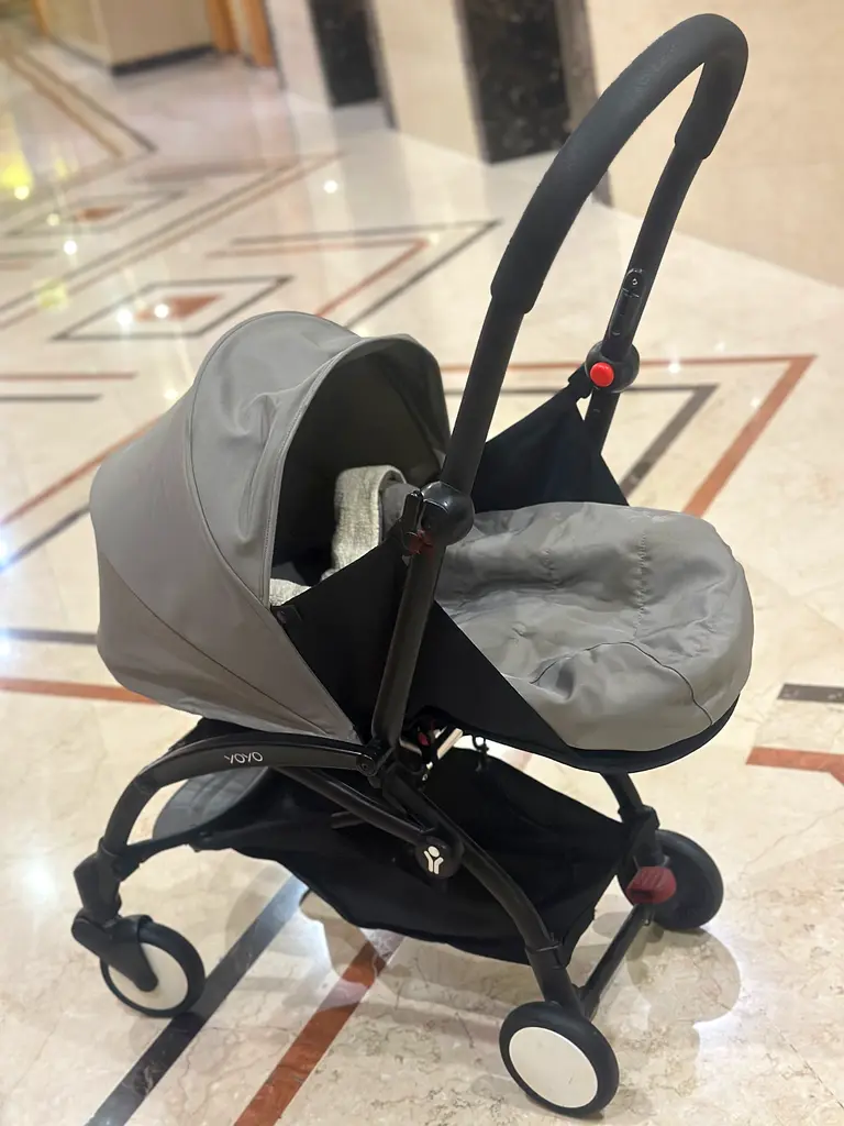 Babyzen yoyo stroller with newborn pack