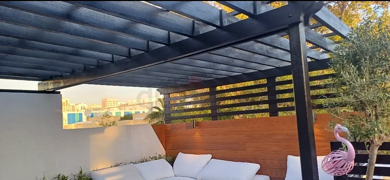 Stylish wooden fences and pergola-outdoor63220321539587113