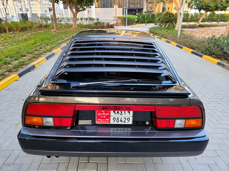 نيسان 300ZX كلاسيكية من عام 1985 (Z31) بحالة ممتازة تصلح للجمع، باللون الرمادي مع 74,000 كم فقط63148648051459114
