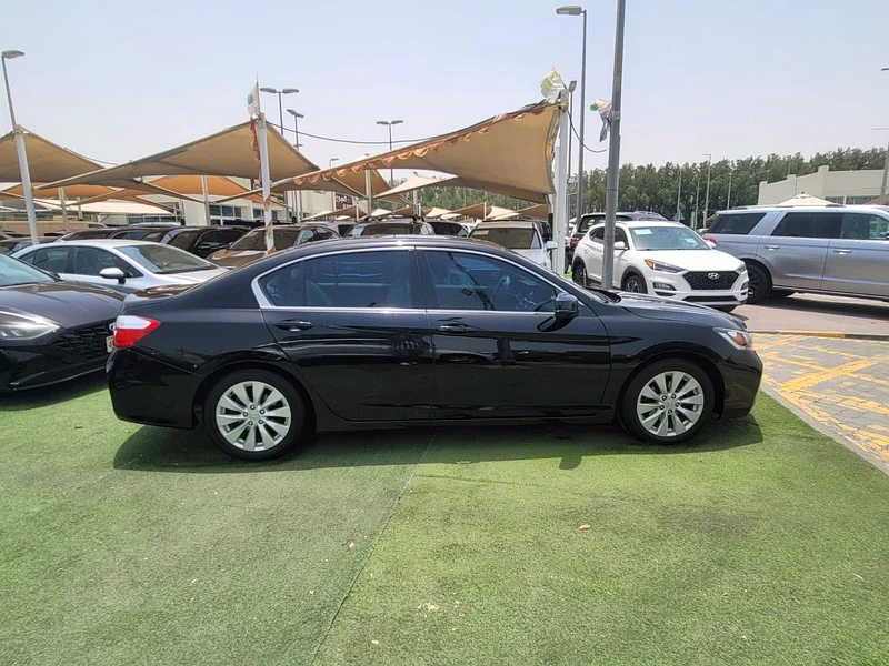 Honda Accord ** 2015 ** | GCC Specs ** | ** Very Clean Car ** | Metallic Black ** |63173846050051113