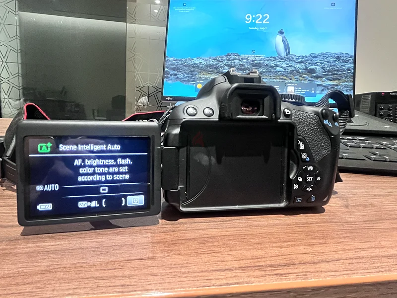 التقط لحظاتك مع كاميرا كانون EOS 650D الرقمية الأحادية العدسة!63233639029250113