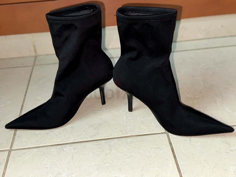 Chic Black High Heels - Elevate Your Style!63238108450690112
