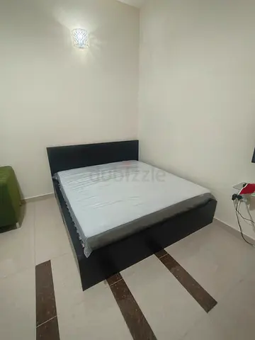 Ikea Malam king size bed 180/200cm bed with 2 storage drawers underneath and Ikea mattress