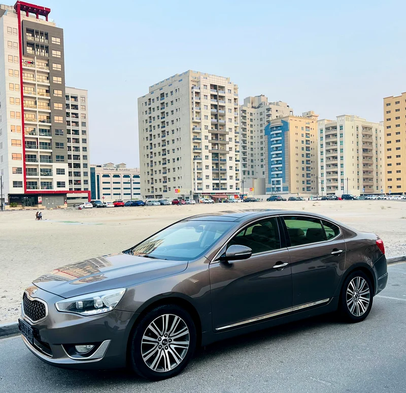 KIA CADENZA 3.5L GCC SPEC  FULL OPTION | PANORAMIC | LUXURY SEDAN | 2015631555517550111116