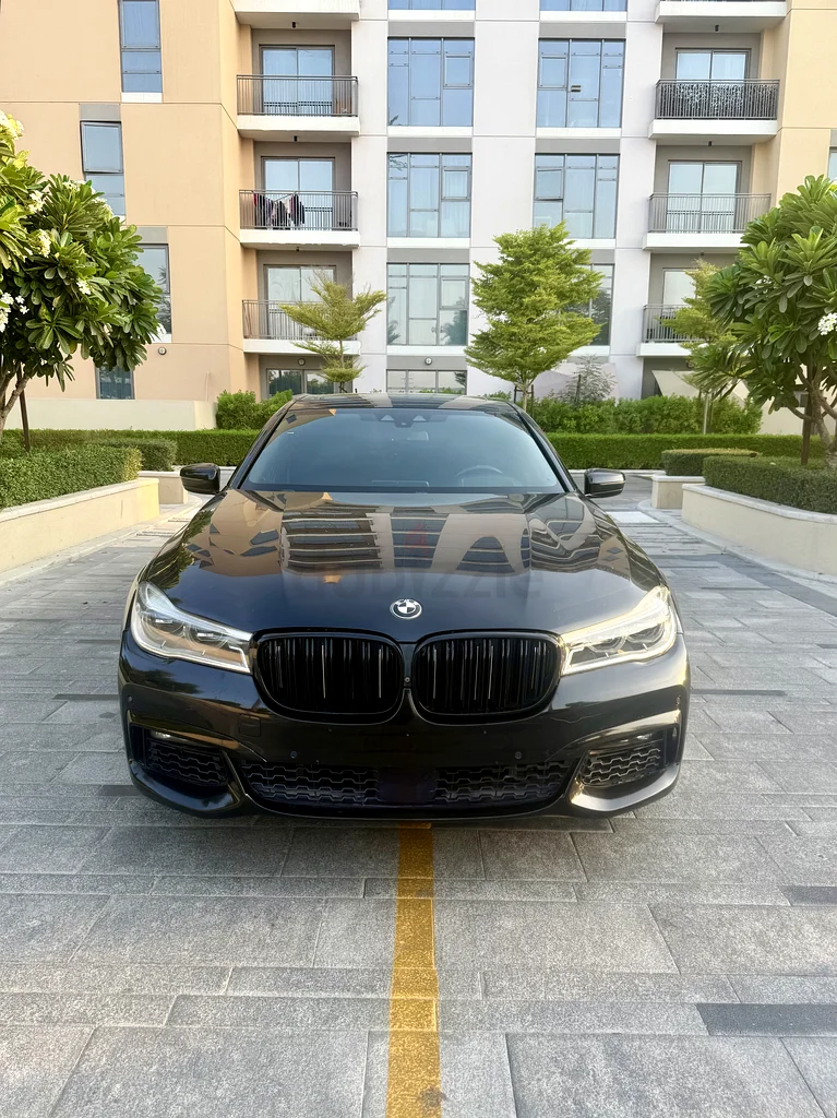 BMW 750i XDrive 2016 Minor Accident63142135170306113