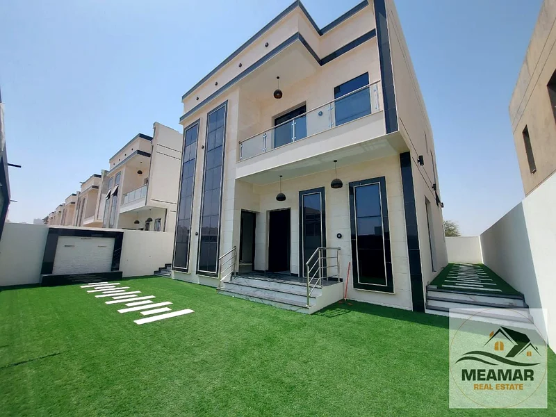 New villa for sale, prime location, including registration and ownership fees, with a large yard63186740240514112