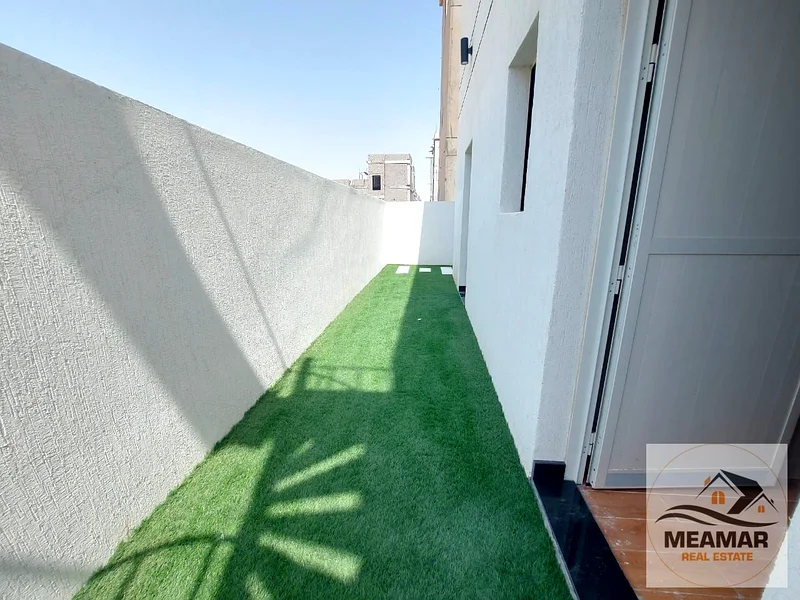 New villa for sale, prime location, including registration and ownership fees, with a large yard63186740240514111