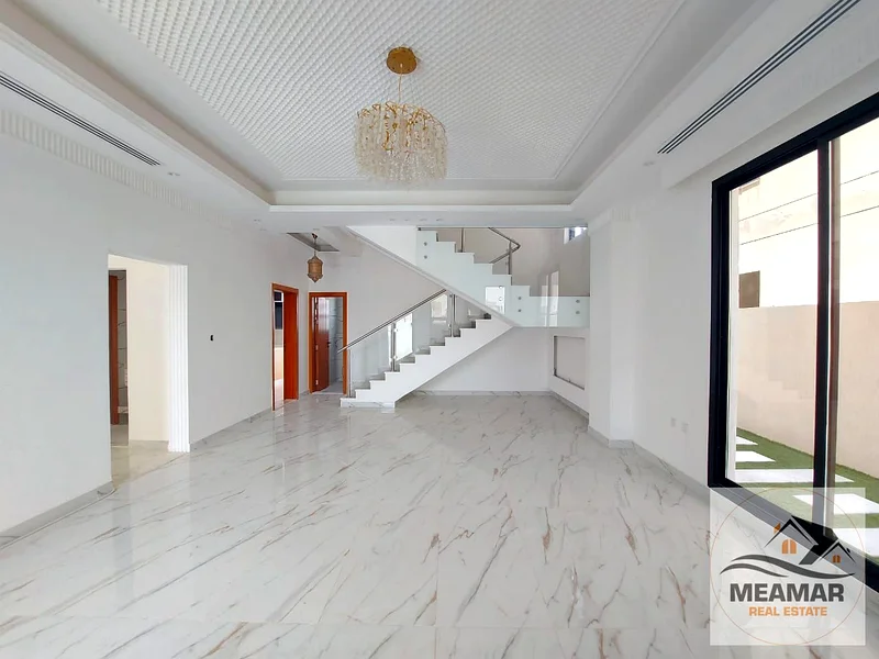 New villa for sale, prime location, including registration and ownership fees, with a large yard63186740240514113