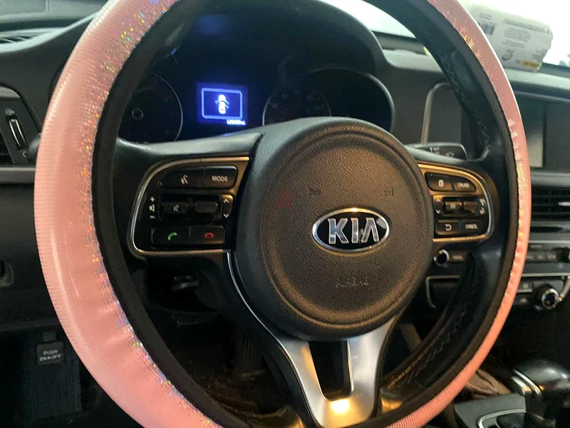 Kia Optima White Color For 30K Negotiable \\\\\ كيا اوبتيما لون ابيض بسعر 30 الف قابل للتفاوض63170837610115112