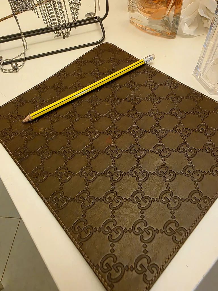 Gucci Leather mousepad (original)63167113134977111