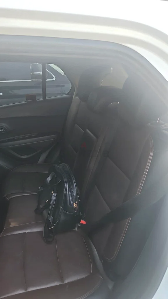Chevrolet Trax for sale 2015 , very $% condition, comprehensive car insurance until Nov 2025 call at63139215865858112