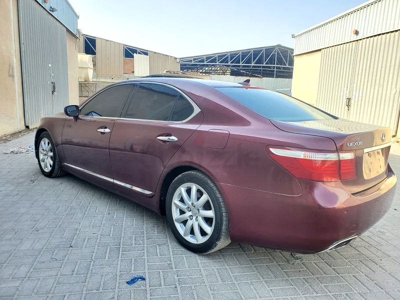 Lexus LS 460 full option63169917854337112